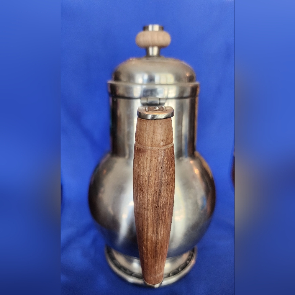 Vintage Danish Modern Oneida 18-8 Stainless Coffee Server with Teak Wood Handle - Picture 3 of 10